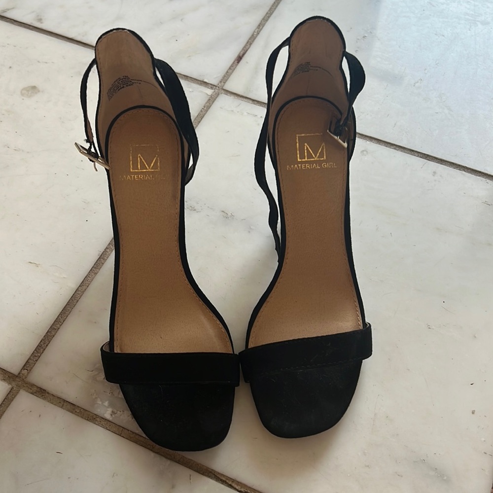 Like New Material girl open toe high heel